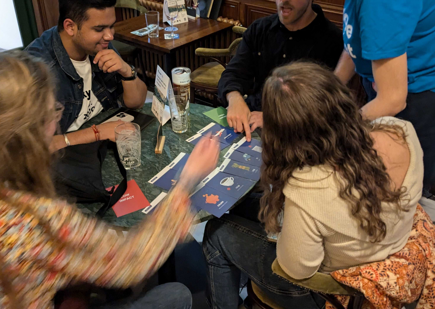 Action Box: Pub Mini Game